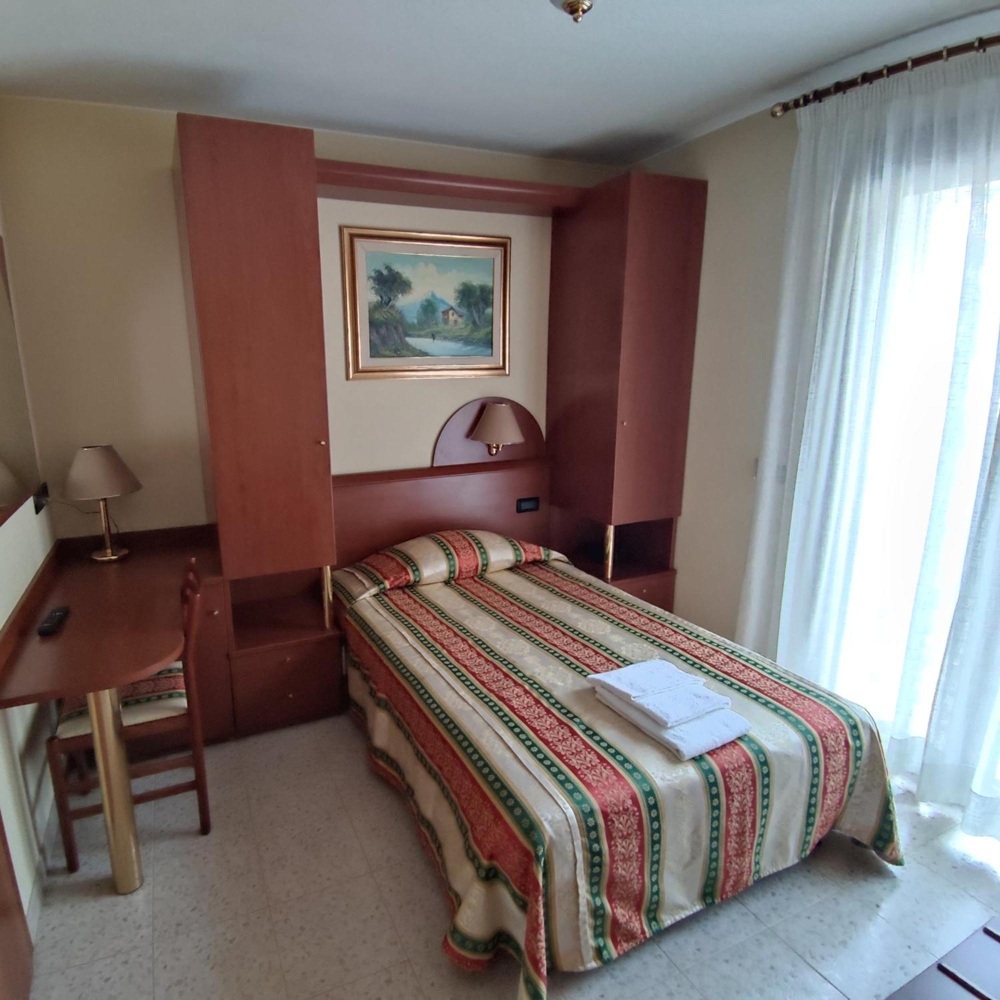 Ponte Nuovo Bed & Breakfast Altissimo Eksteriør bilde