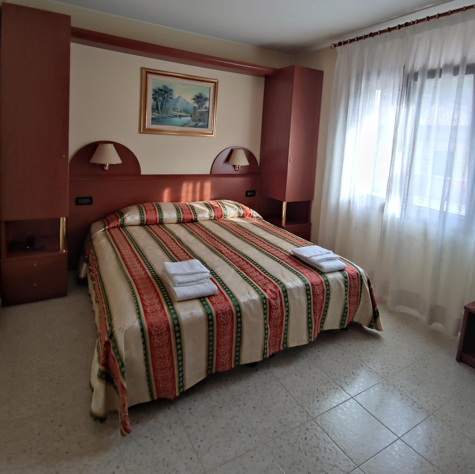 Ponte Nuovo Bed & Breakfast Altissimo Eksteriør bilde