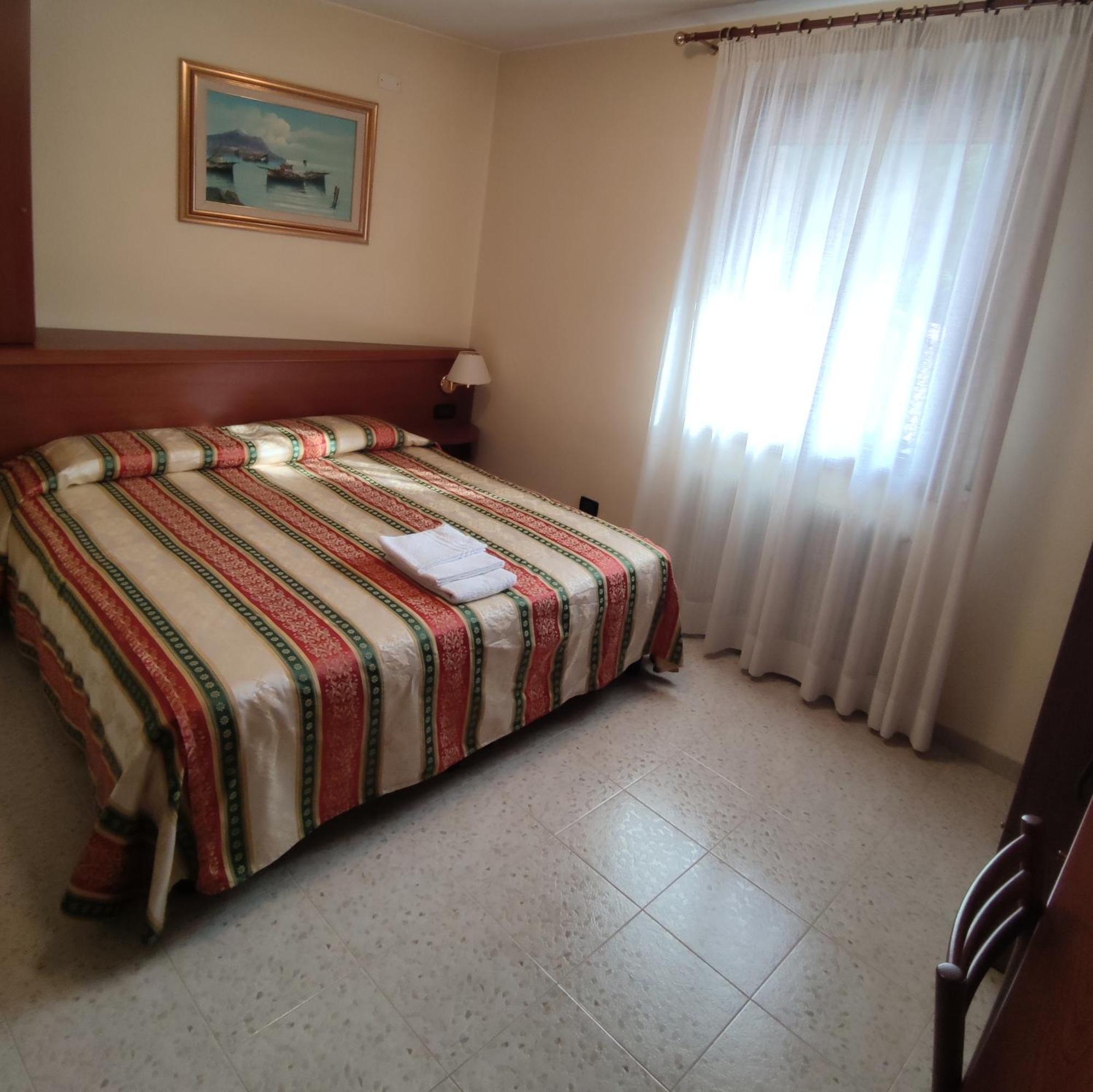 Ponte Nuovo Bed & Breakfast Altissimo Eksteriør bilde